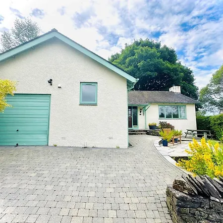 2 Bed In Sz579 Windermere