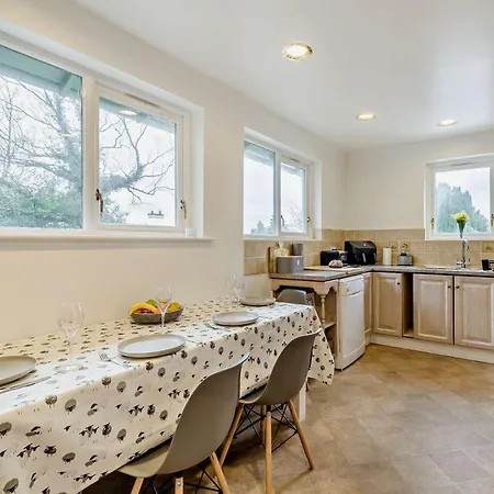 בית נופש 2 Bed In Oc-sz579 *